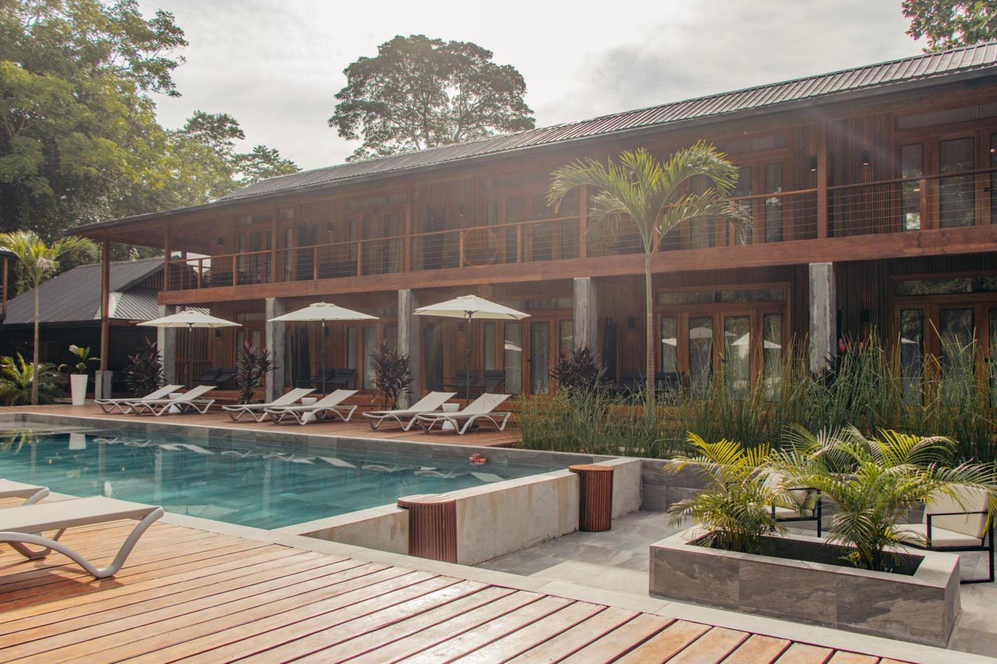 S Boutique Hotel Bocas del Toro Exterior photo