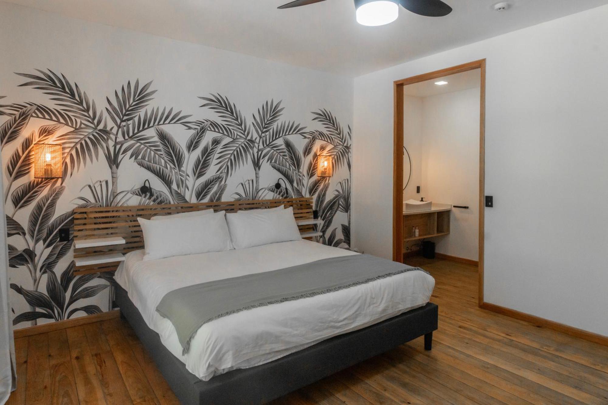 S Boutique Hotel Bocas del Toro Exterior photo
