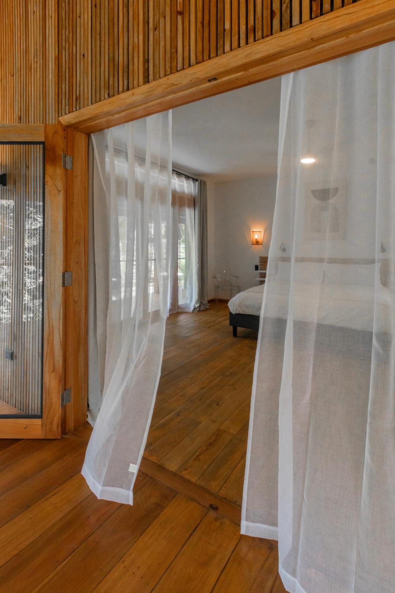 S Boutique Hotel Bocas del Toro Exterior photo