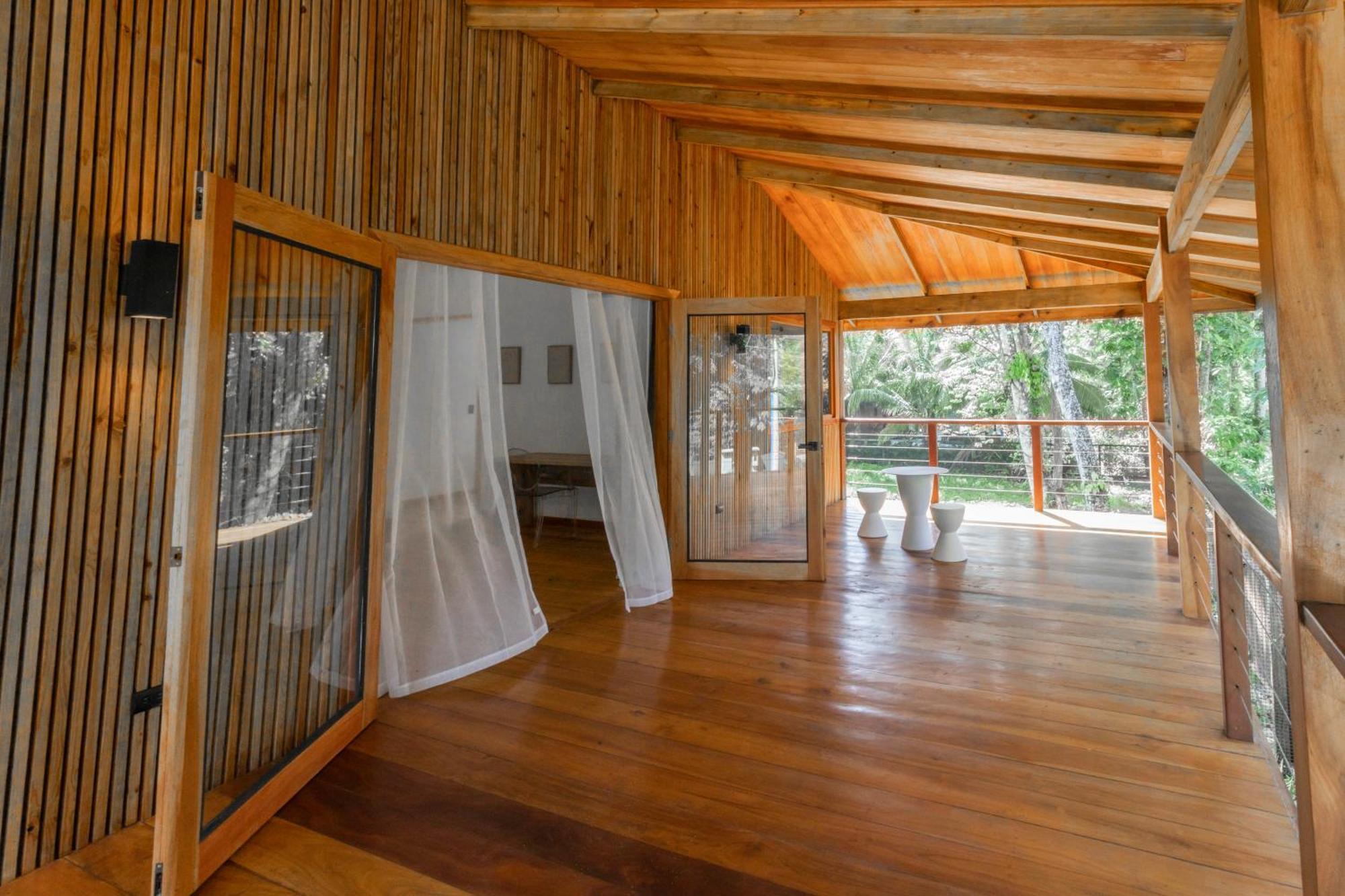 S Boutique Hotel Bocas del Toro Exterior photo